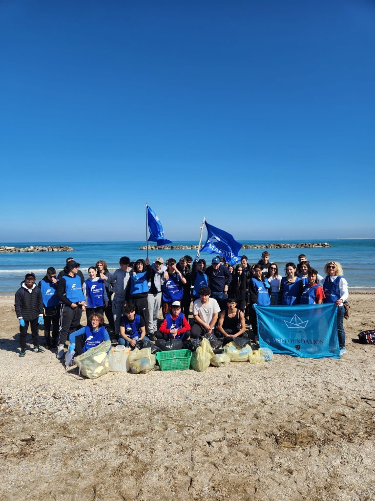 “NAUTICINBLU”: Il progetto di Marevivo che forma i futuri esperti del mare all'Istituto nautico di Ancona. In collaborazione con il Parco di Ancona