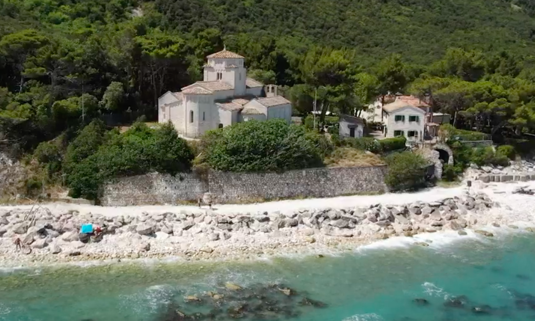 Dal 25 aprile la navetta per Portonovo